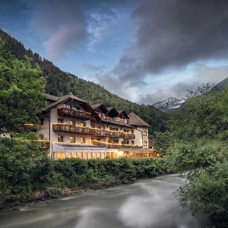 Hotel Alte Muehle 4 Stelle Campo Tures Bagian luar foto