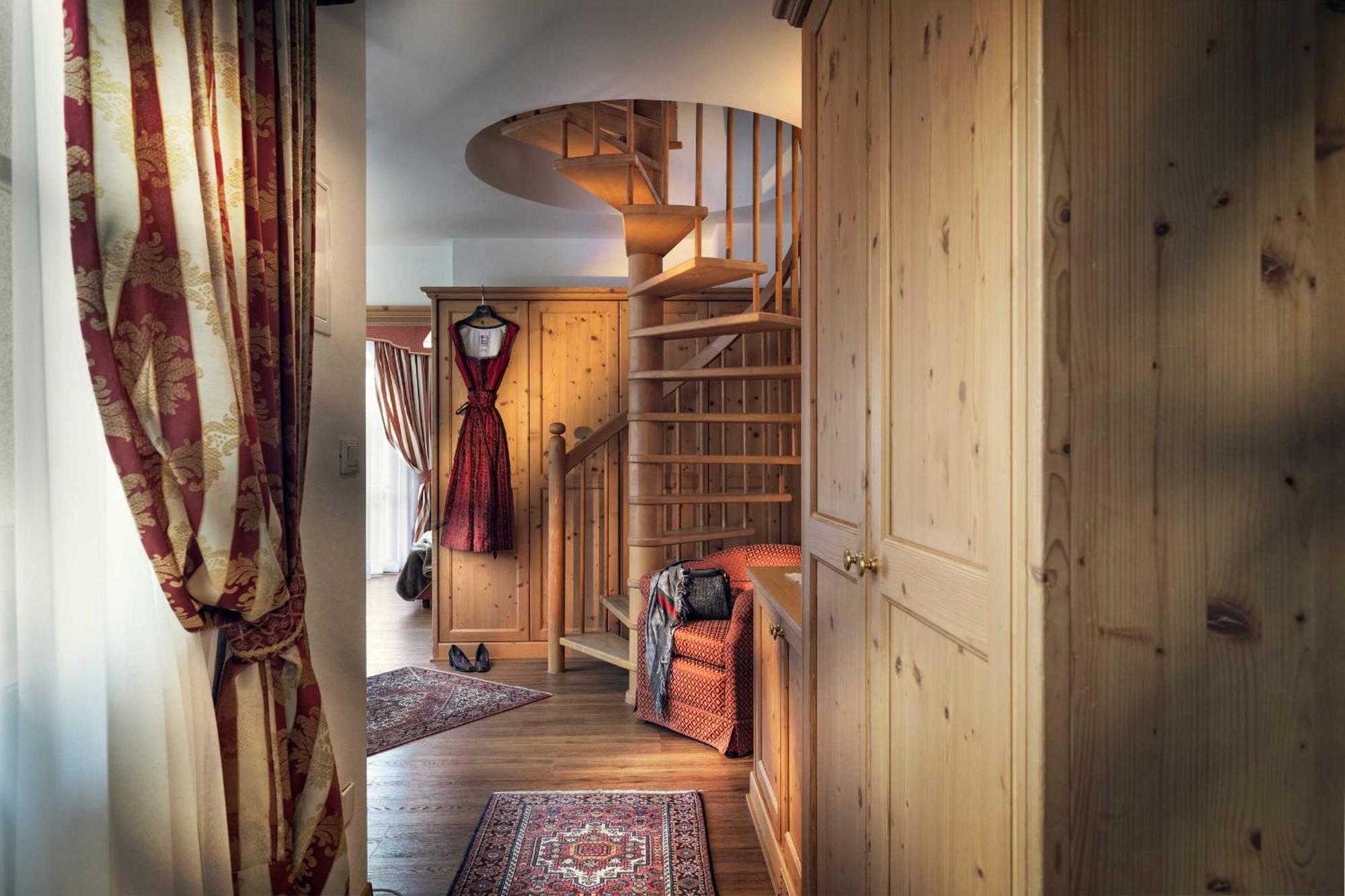 Hotel Alte Muehle 4 Stelle Campo Tures Bagian luar foto